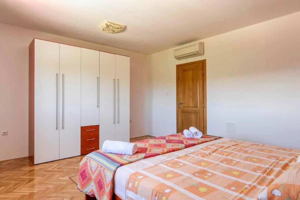 House Melly With Swimming Pool Villa Rovinjsko Selo 0*,  Croatia